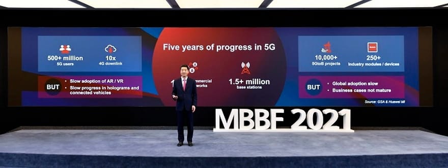 en Hu speaking on 5G development at MBBF 2021